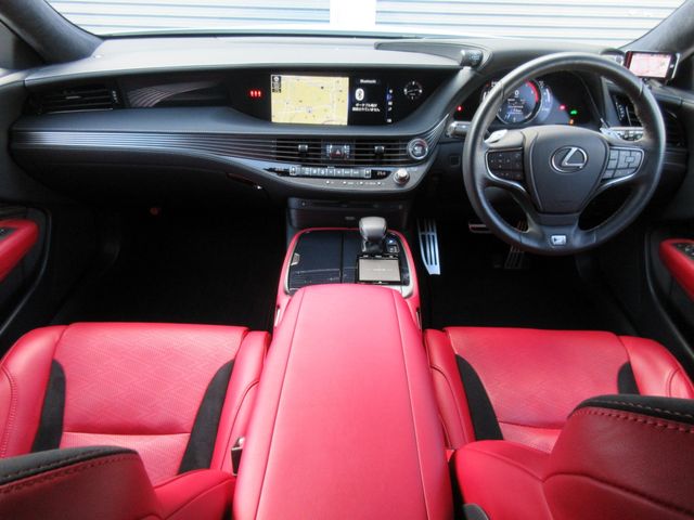 TOYOTA LEXUS LS500 2019 Image 31