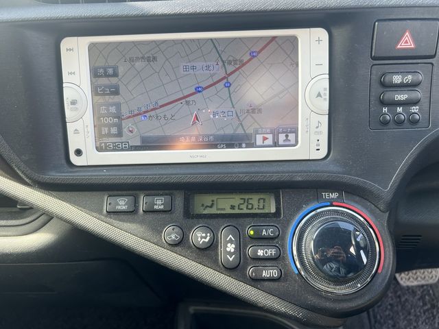 TOYOTA AQUA 2012 Image 31