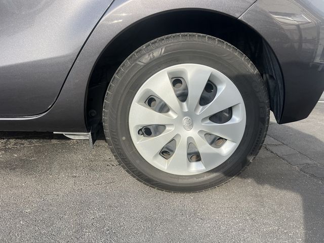 TOYOTA AQUA 2012 Image 31