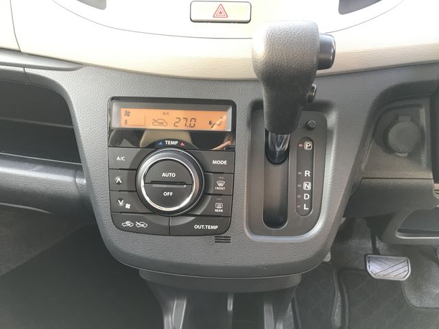 SUZUKI WAGON R 2015 Image 31