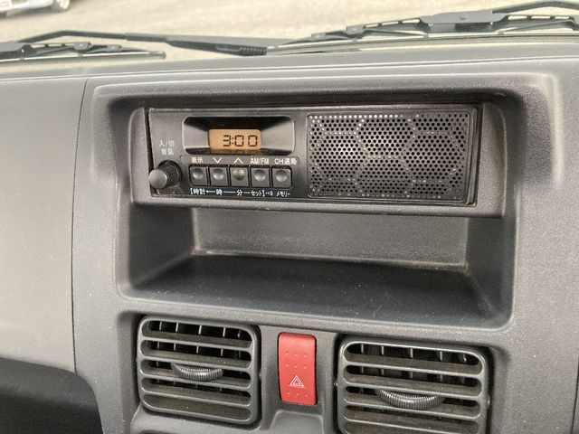 SUZUKI CARRY TRUCK 4WD 2023 Image 31