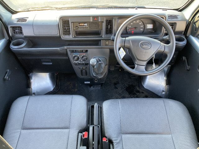 DAIHATSU HIJET CARGO 4WD 2020 Image 31