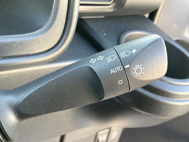 DAIHATSU HIJET CARGO 4WD 2020 Image 31