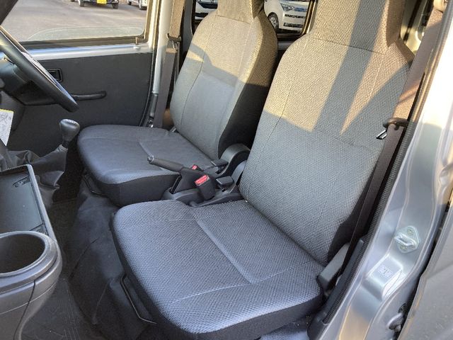 DAIHATSU HIJET CARGO 4WD 2020 Image 31