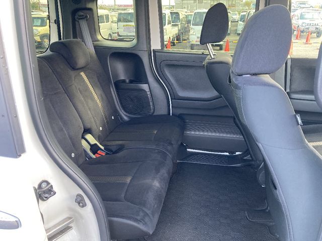 HONDA N BOX CUSTOM 2018 Image 31