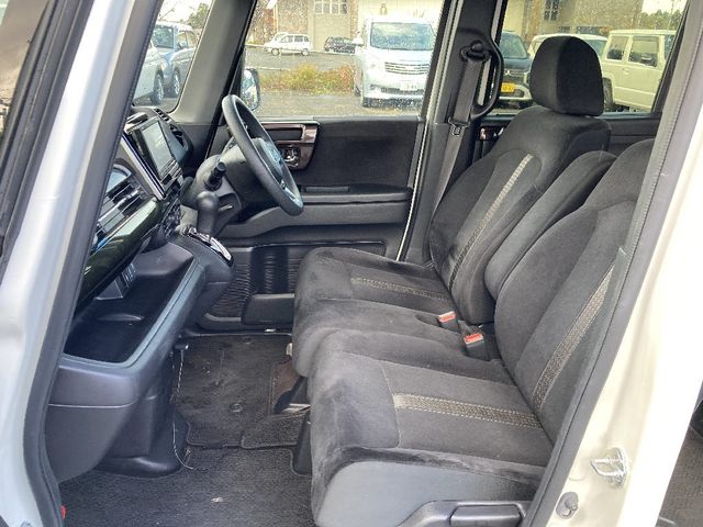 HONDA N BOX CUSTOM 2018 Image 31