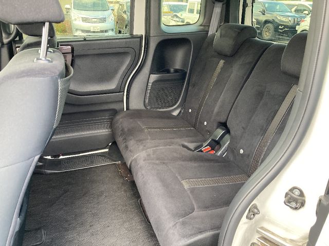 HONDA N BOX CUSTOM 2018 Image 31