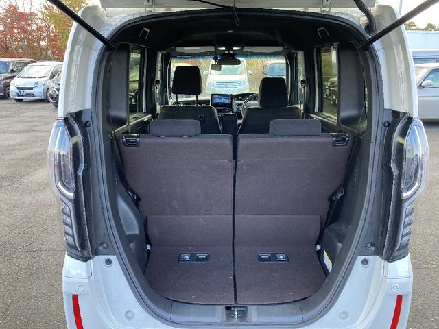 HONDA N BOX CUSTOM 2018 Image 31