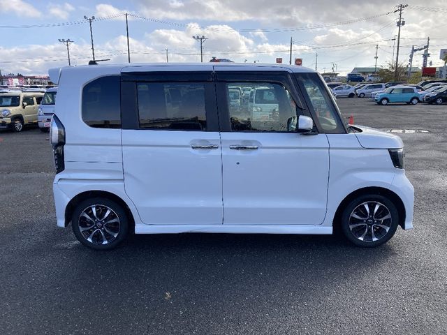 HONDA N BOX CUSTOM 2018 Image 31