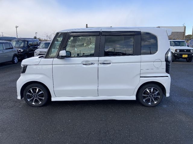 HONDA N BOX CUSTOM 2018 Image 31