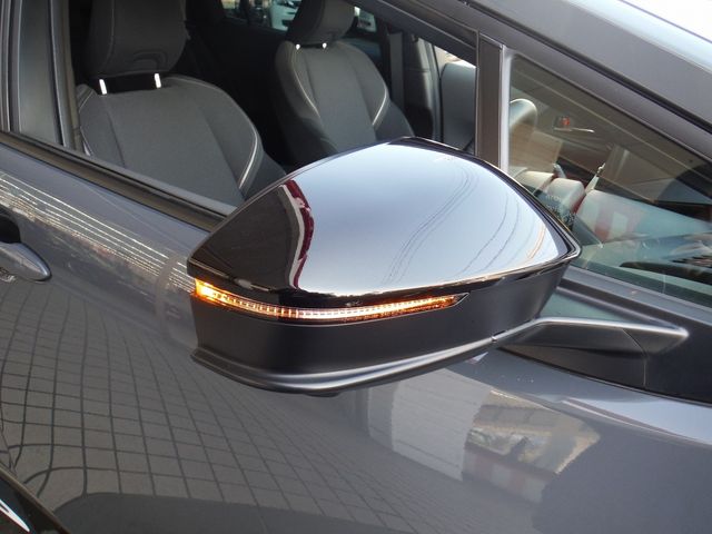 TOYOTA PRIUS 4WD 2023 Image 31