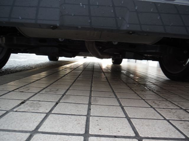 TOYOTA PRIUS 4WD 2023 Image 31