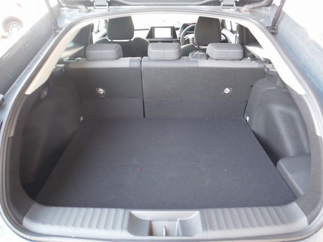 TOYOTA PRIUS 4WD 2023 Image 31