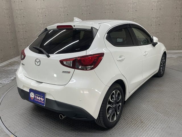 MAZDA DEMIO 2018 Image 31