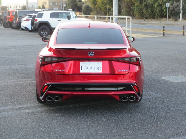 TOYOTA LEXUS IS300H 2021 Image 31