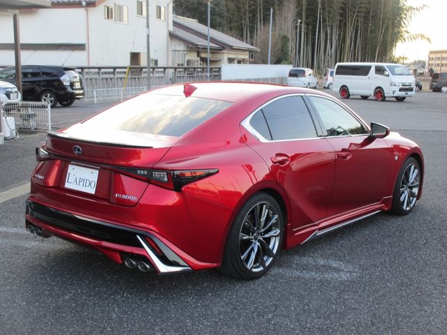 TOYOTA LEXUS IS300H 2021 Image 31