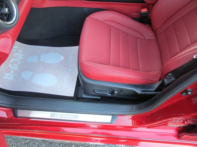 TOYOTA LEXUS IS300H 2021 Image 31