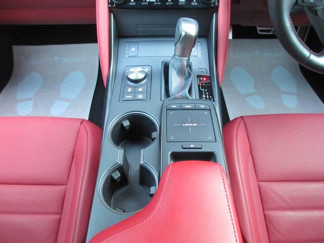 TOYOTA LEXUS IS300H 2021 Image 31