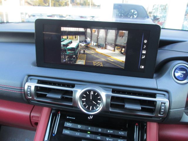 TOYOTA LEXUS IS300H 2021 Image 31