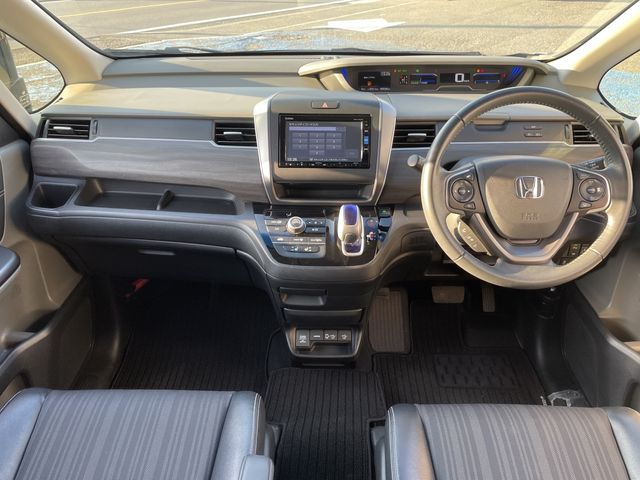 HONDA FREED HYBRID 2018 Image 31