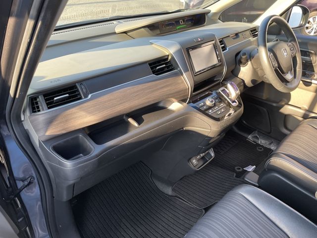 HONDA FREED HYBRID 2018 Image 31