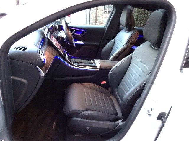 MERCEDES BENZ GLC CO 2025 Image 31