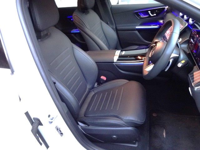 MERCEDES BENZ GLC CO 2025 Image 31