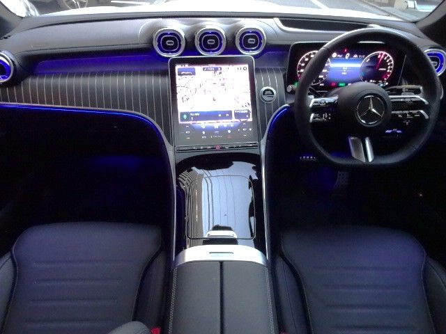 MERCEDES BENZ GLC CO 2025 Image 31