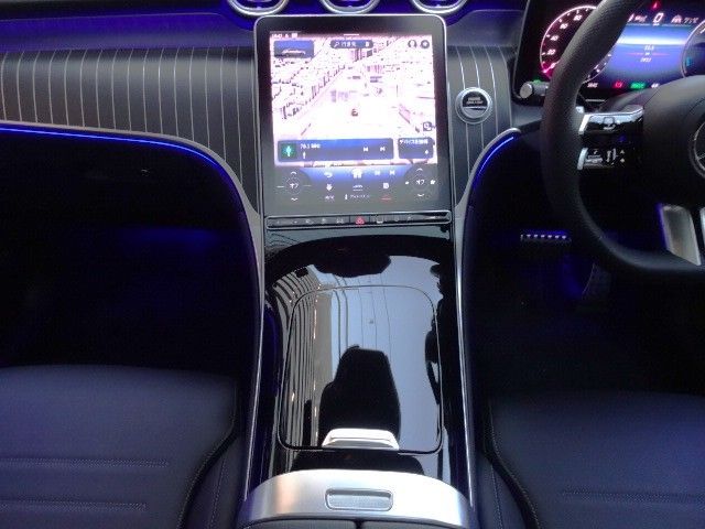 MERCEDES BENZ GLC CO 2025 Image 31