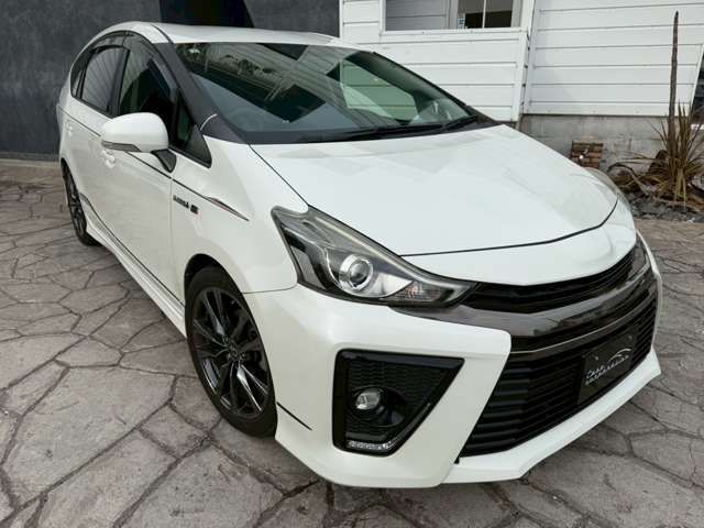 TOYOTA PRIUS ALPHA 2015 Image 31