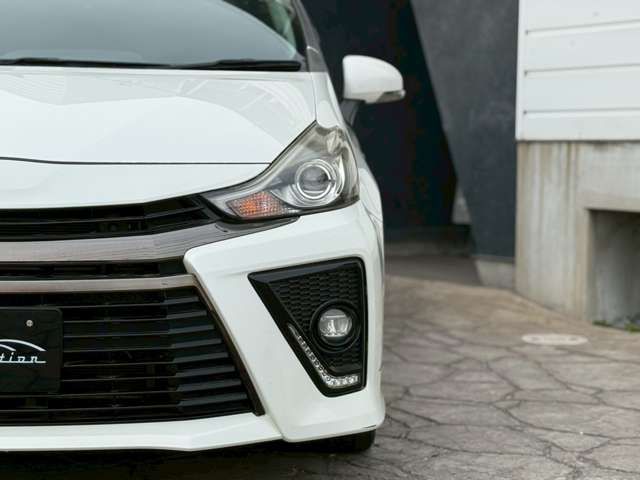 TOYOTA PRIUS ALPHA 2015 Image 31