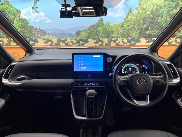 TOYOTA NOAH HYBRID 2023 Image 31