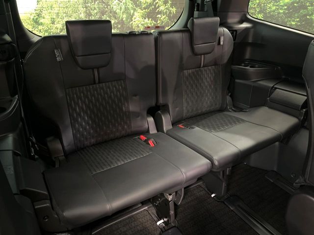 TOYOTA NOAH HYBRID 2023 Image 31