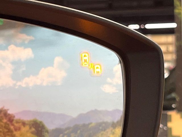 MAZDA CX-8 2023 Image 31