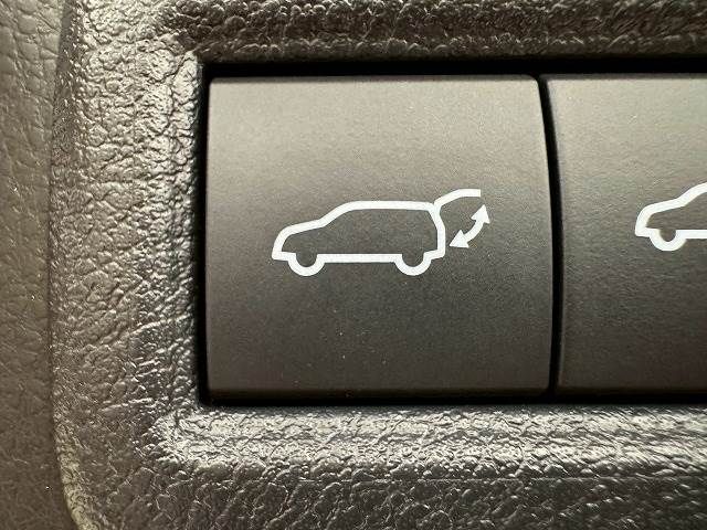 TOYOTA HARRIER 2WD 2023 Image 31