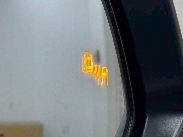 TOYOTA HARRIER 2WD 2023 Image 31