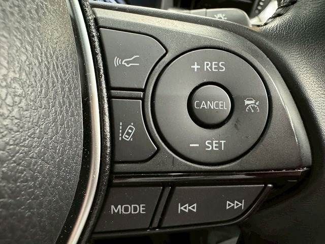 TOYOTA HARRIER 2WD 2023 Image 31