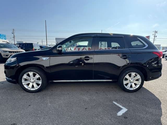 MITSUBISHI OUTLANDER PHEV 2016 Image 31