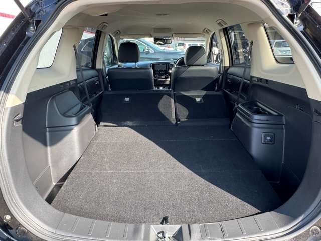 MITSUBISHI OUTLANDER PHEV 2016 Image 31