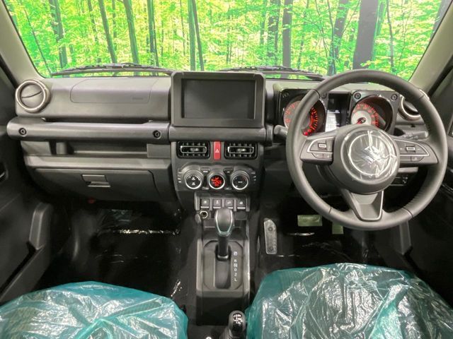 SUZUKI JIMNY NOMADE 2025 Image 31