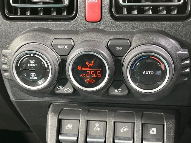 SUZUKI JIMNY NOMADE 2025 Image 31