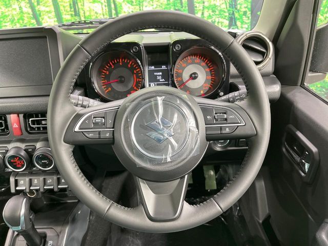 SUZUKI JIMNY NOMADE 2025 Image 31