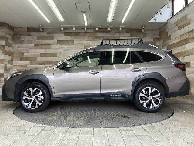 SUBARU LEGACY OUTBACK 2022 Image 31