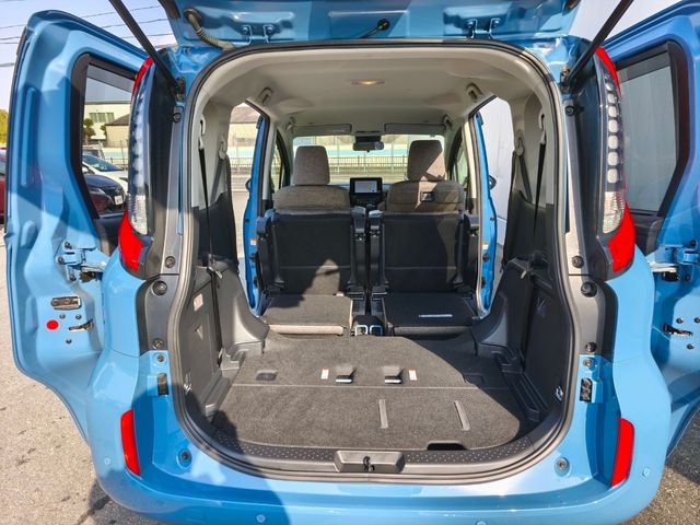 TOYOTA SIENTA 2022 Image 31