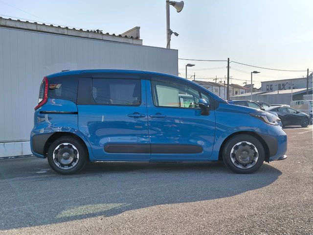 TOYOTA SIENTA 2022 Image 31