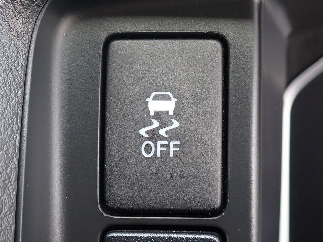 TOYOTA HIACE VAN 1.15T 2WD 2021 Image 31