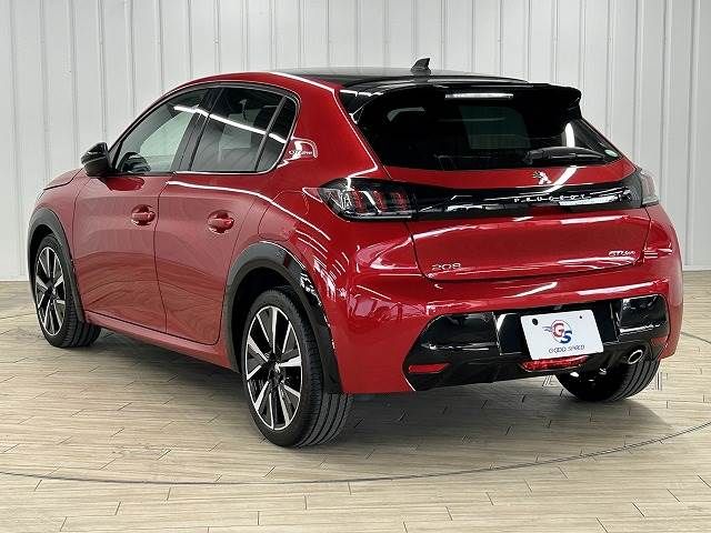 PEUGEOT 208 2020 Image 31