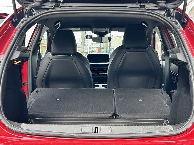 PEUGEOT 208 2020 Image 31