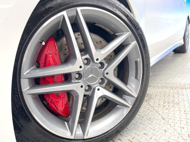 AMG CLA CLASS 2015 Image 31