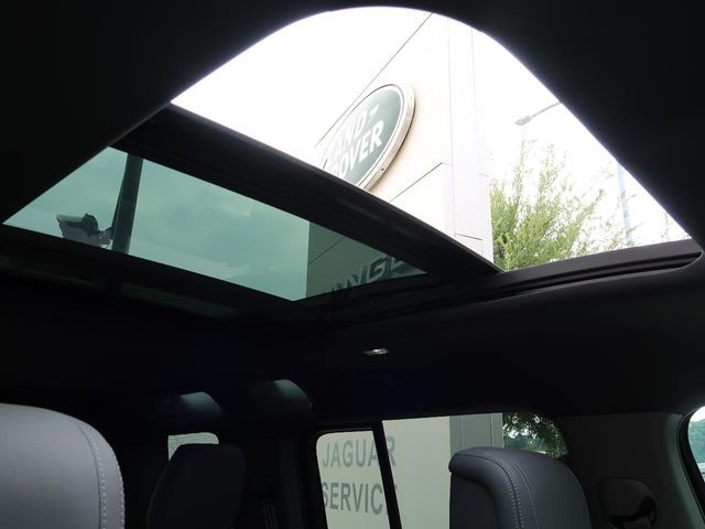 ROVER DEFENDER 2022 Image 31